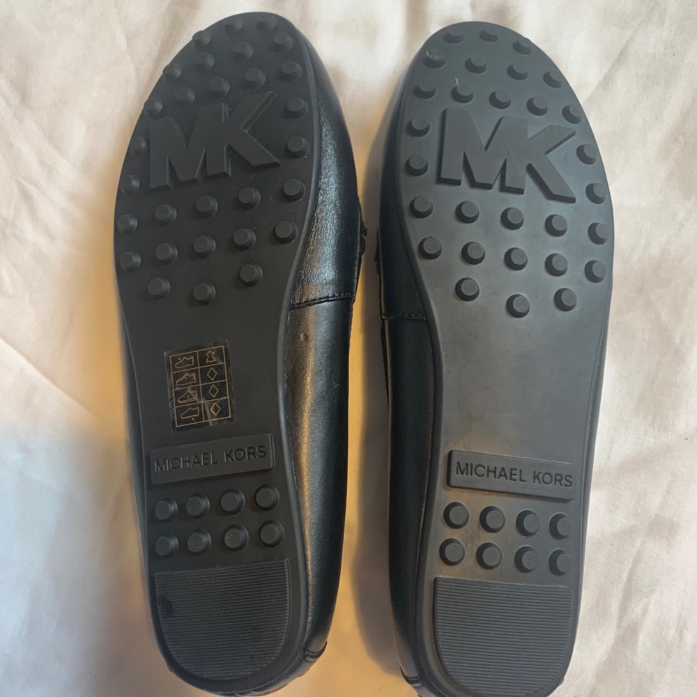Micheal Kors black leather loafers - Picture 3 of 5
